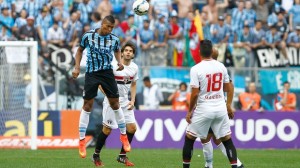 saopaulo-lucasuebel-gremio2
