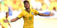Neymar faz golaço, dá drible na matemática e no árbitro