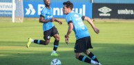 Grêmio inicia negociação para renovar com o lateral Raul