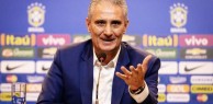 Tite muda estratégia para jogo onde Brasil mais passa vergonha nas eliminatórias