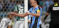 Grêmio vence com bravura e joga pelo empate na partida de volta