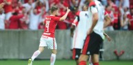 Inter vence de virada e sai do Z4